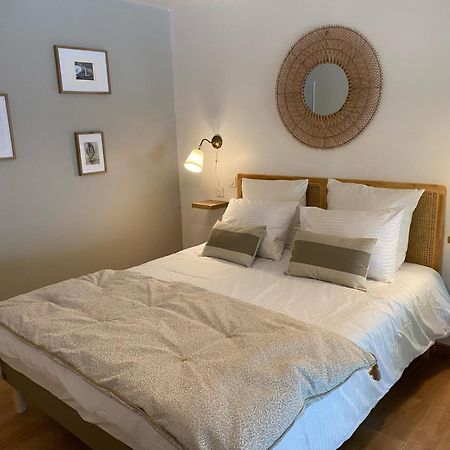 Izeien Azpian Bed & Breakfast อาร์กองส์ ภายนอก รูปภาพ