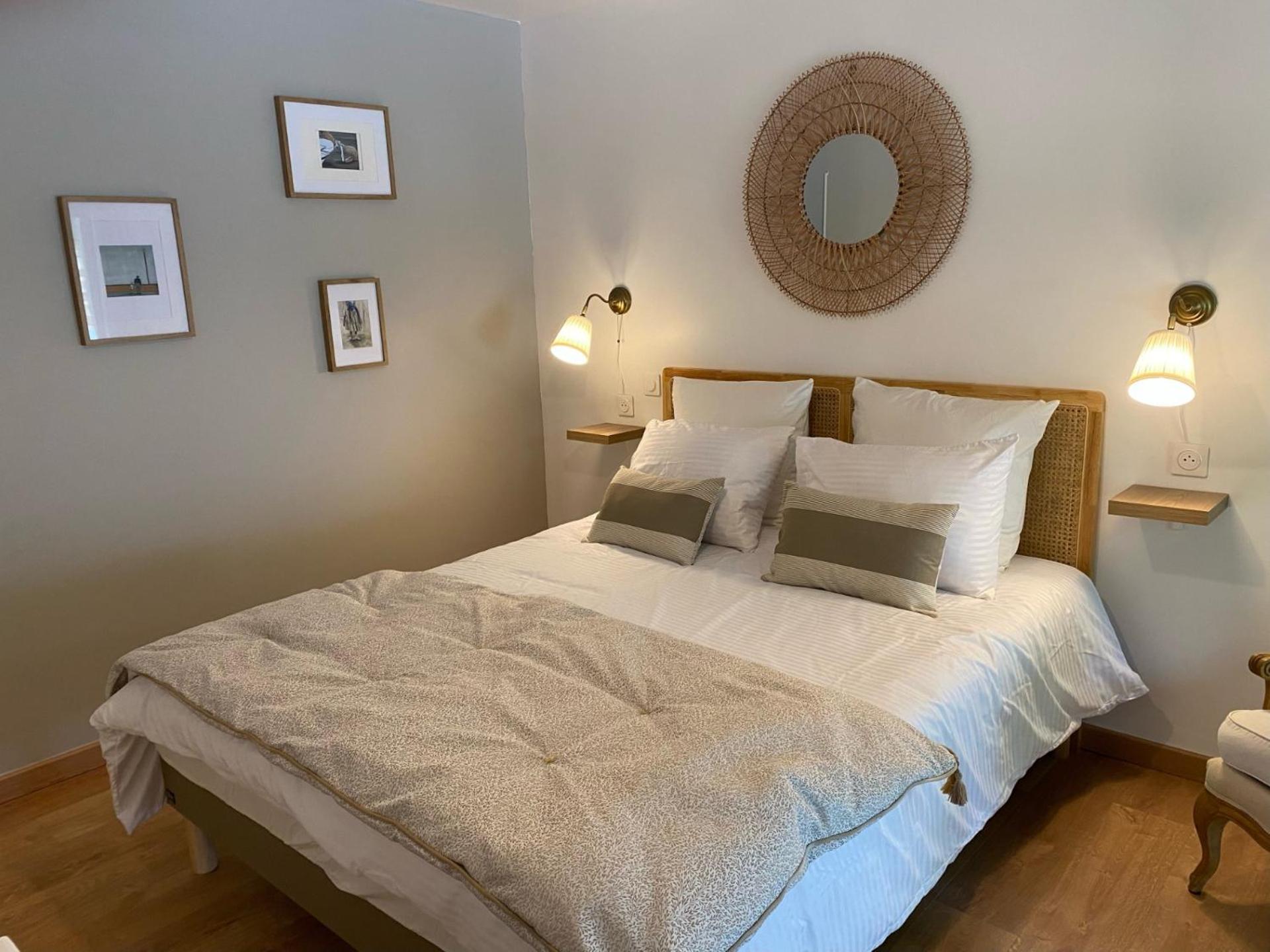 Izeien Azpian Bed & Breakfast อาร์กองส์ ภายนอก รูปภาพ