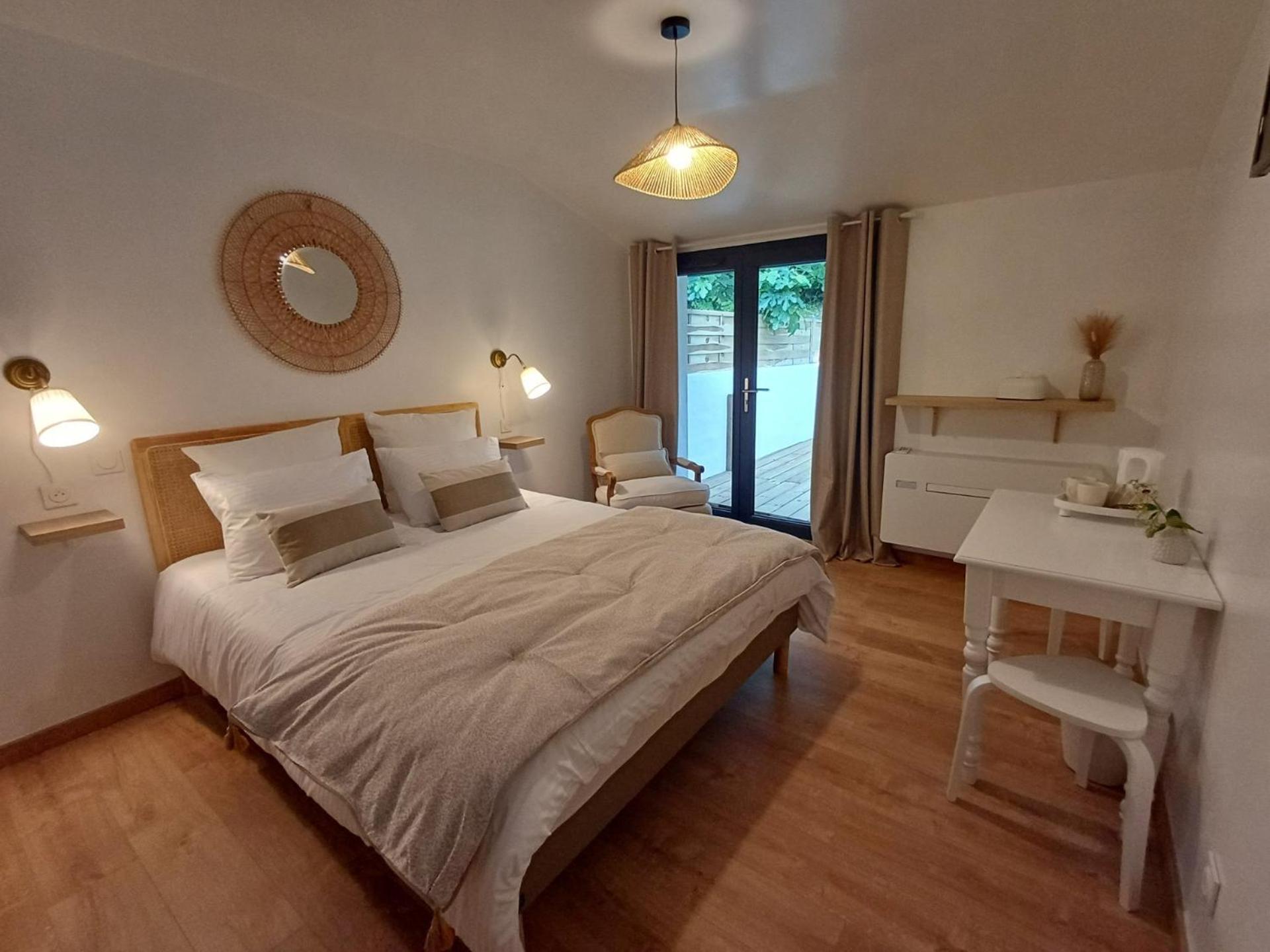 Izeien Azpian Bed & Breakfast อาร์กองส์ ภายนอก รูปภาพ